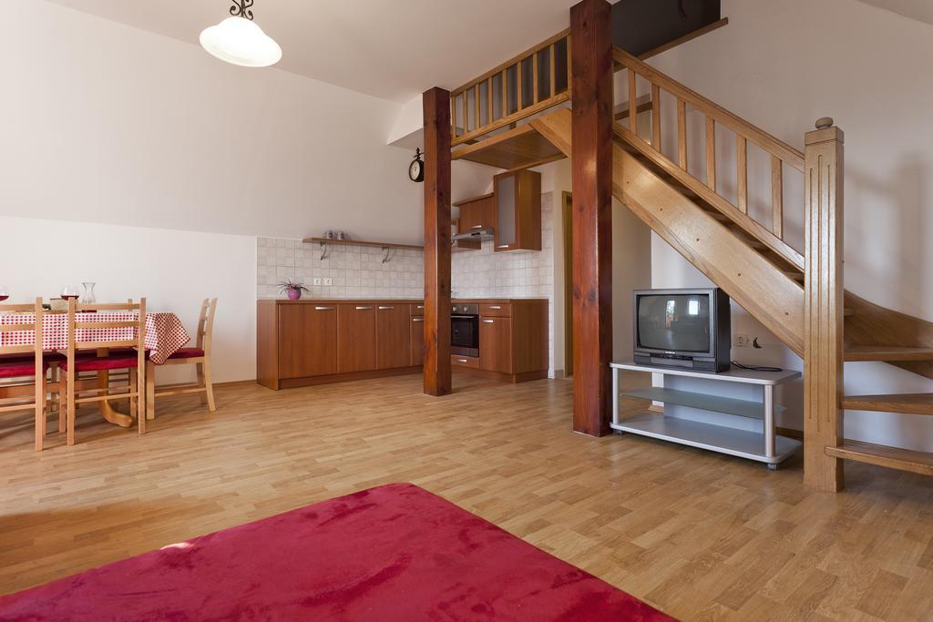 Vineyard Cottage Lustek Novo Mesto Oda fotoğraf
