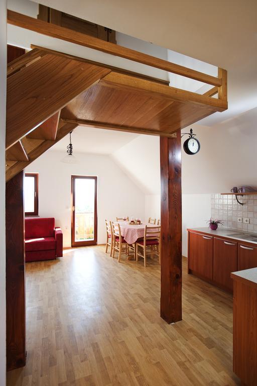 Vineyard Cottage Lustek Novo Mesto Oda fotoğraf